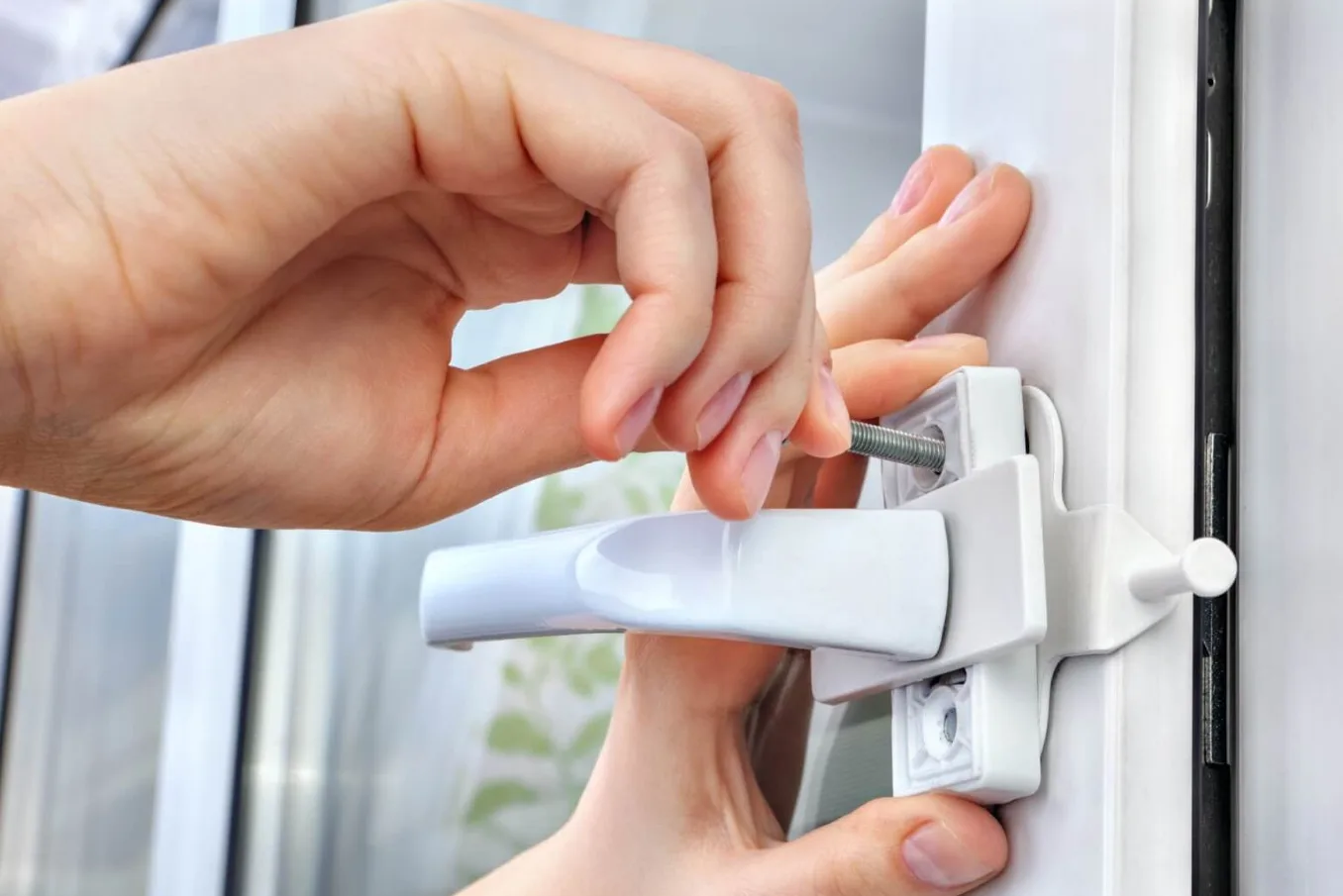 Window lock replacement on residential home