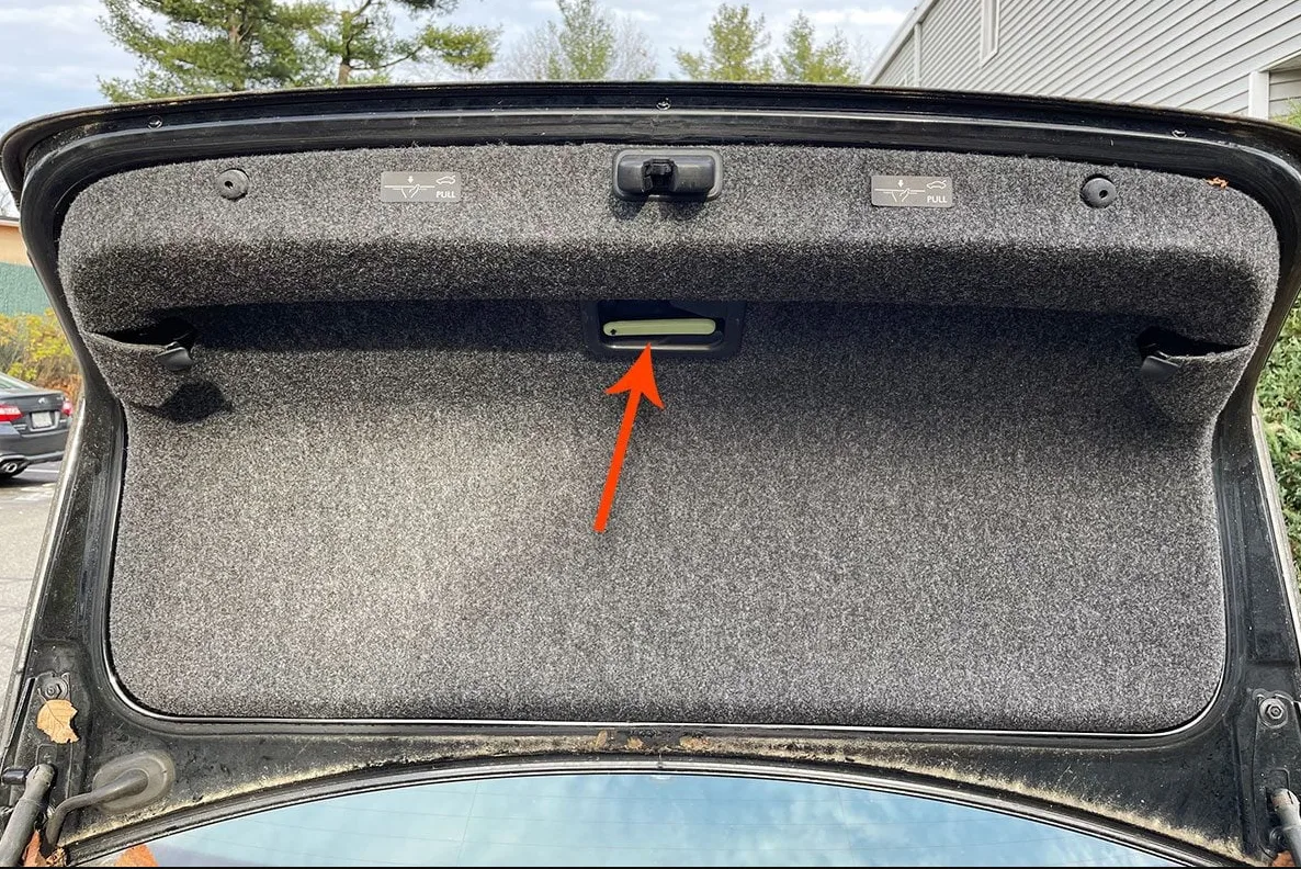 Mobile locksmith van responding to emergency lockout call in Cocoa Beach, FL