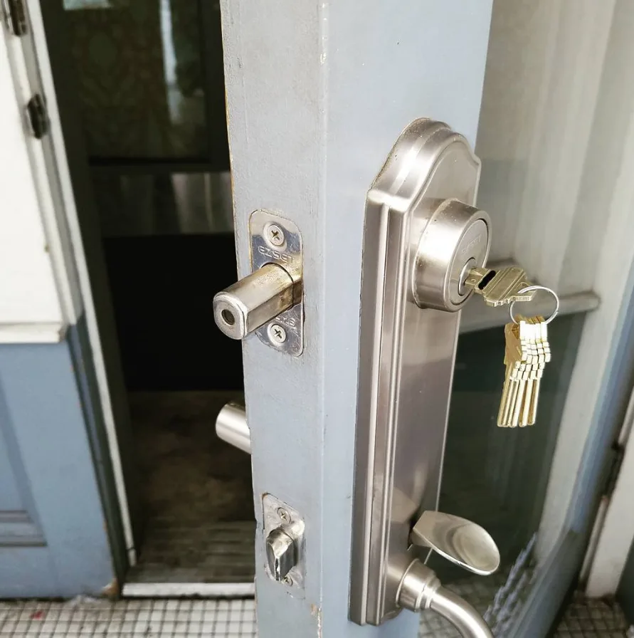 Professional office lockout assistance